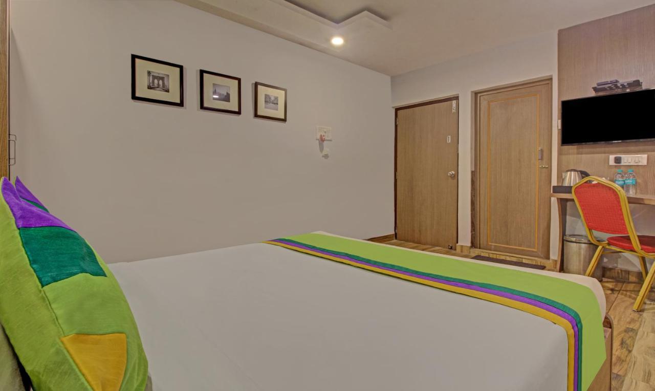 Hotel Royal Crowne Near Kolkata Airport 외부 사진