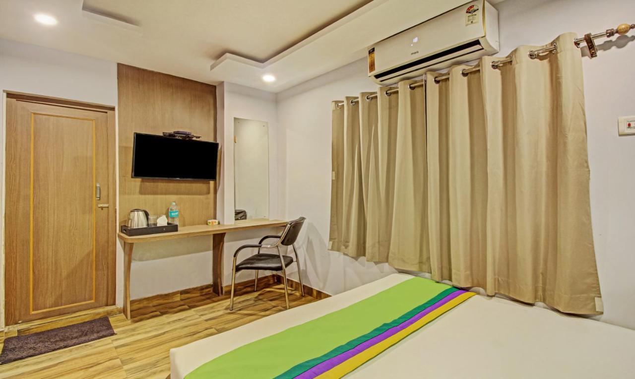 Hotel Royal Crowne Near Kolkata Airport 외부 사진