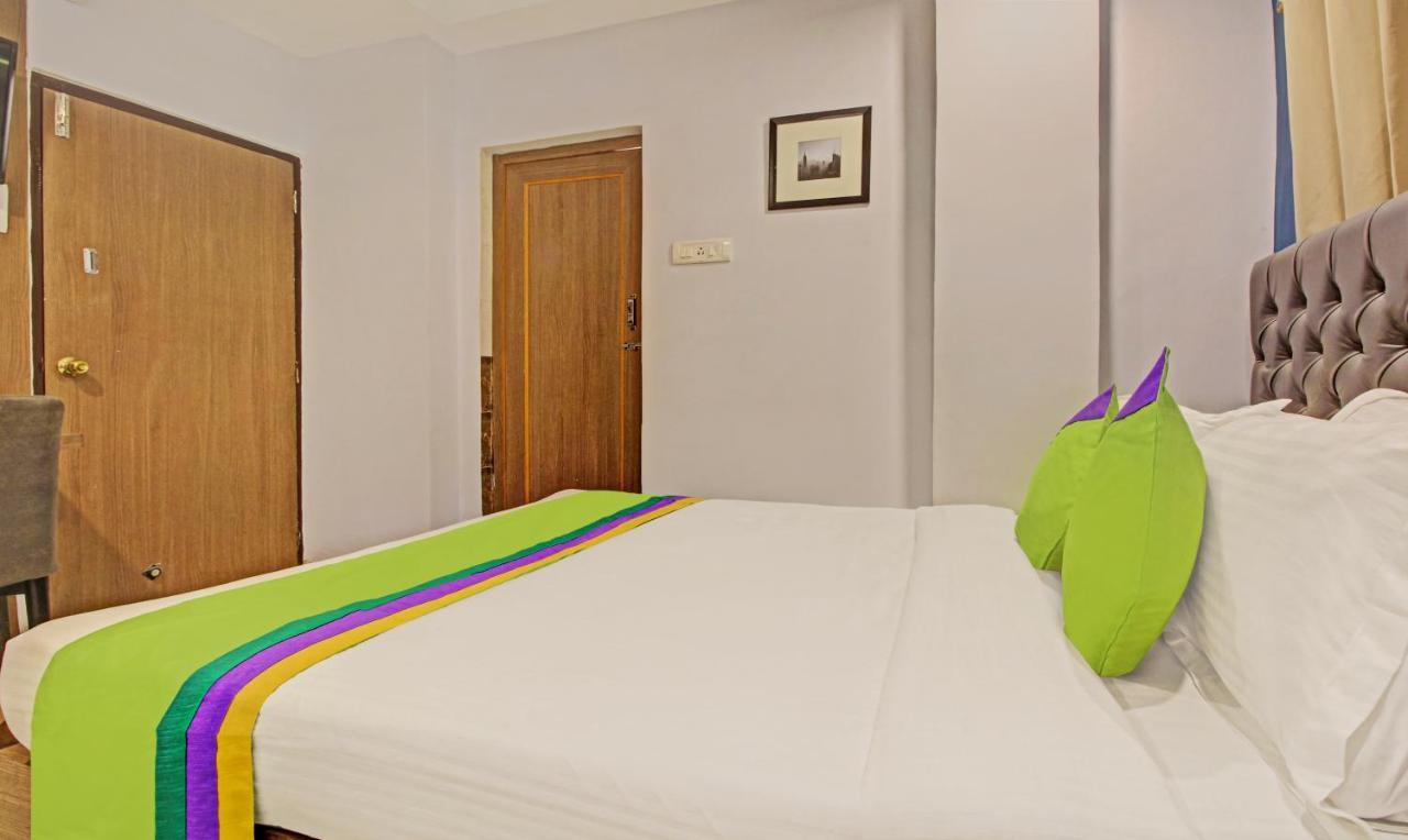 Hotel Royal Crowne Near Kolkata Airport 외부 사진